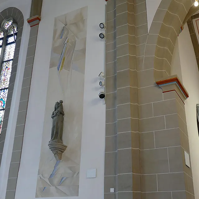 Malerische Spiegel in St. Crescentius