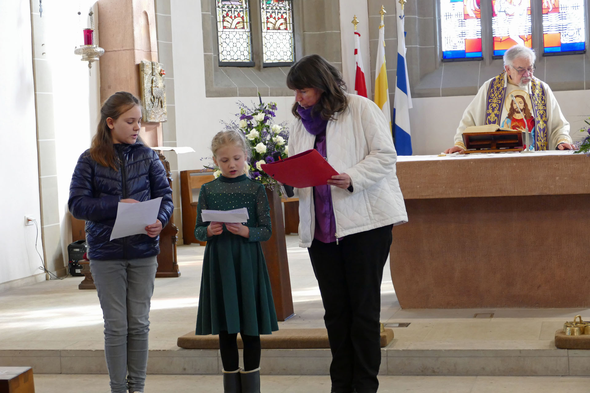 Familiengottesdienst „Wasser des Lebens“ in St. Cescentius
