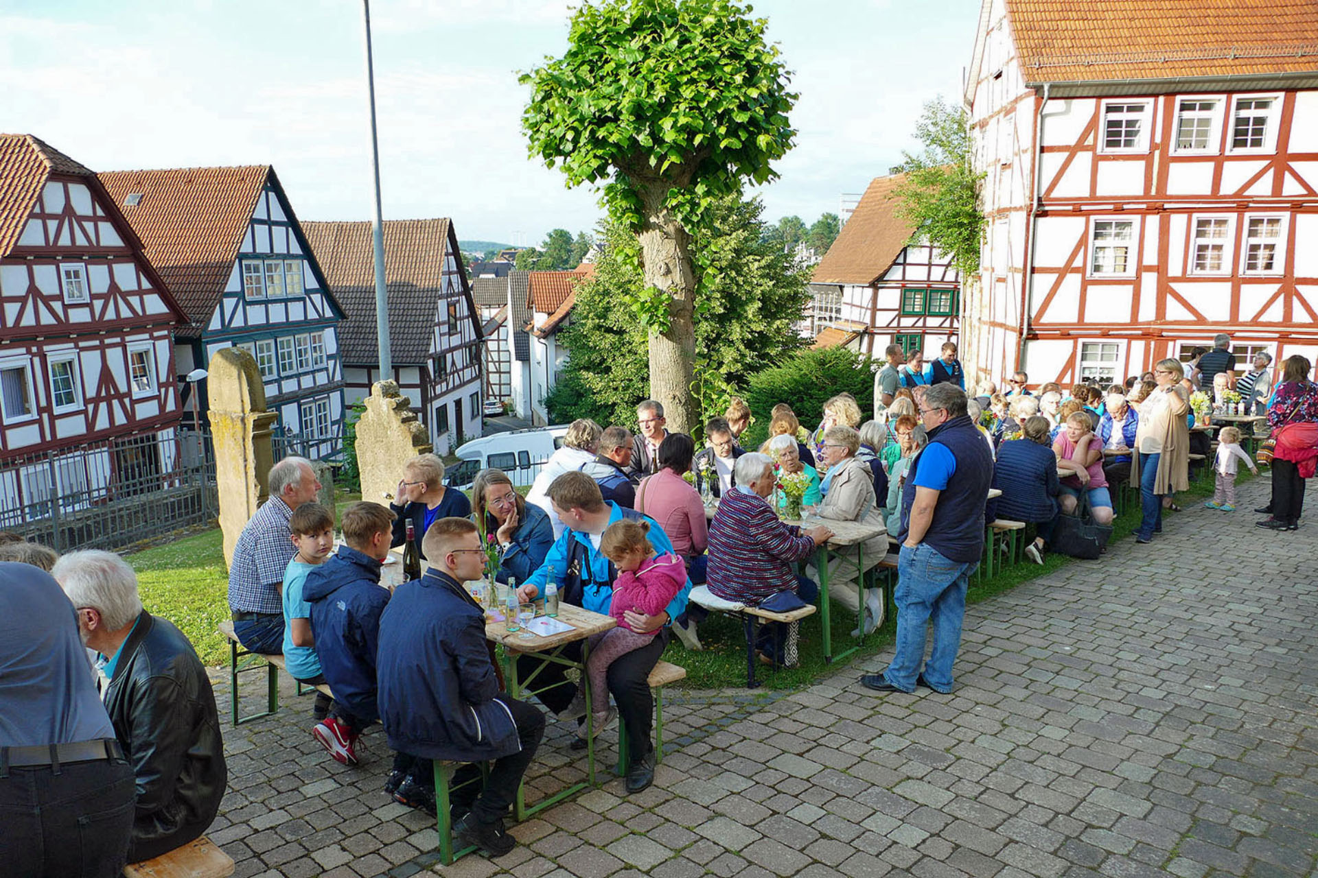 Festgottesdienst, Johanniprozession und Ehrenamtsfest