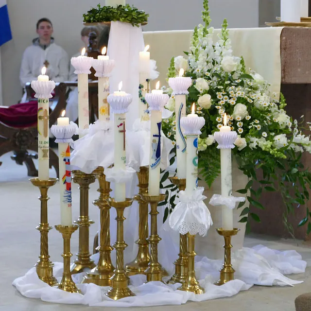 Weißer Sonntag in St. Crescentius