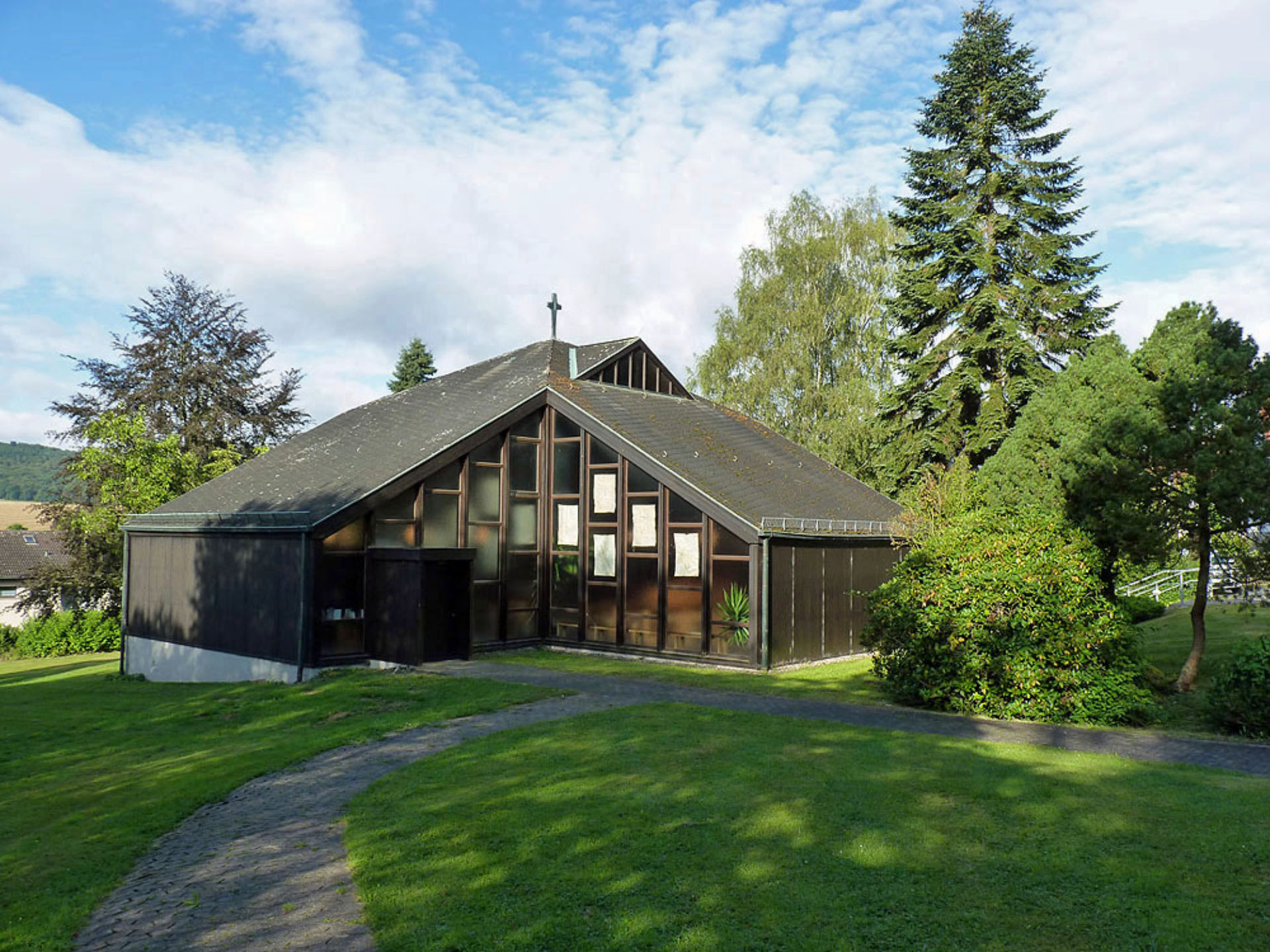 Kirche Sankt Elisabeth Bad Emstal/Merxhausen