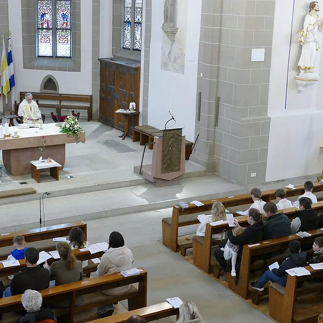 Dankgottesdienst der Kommunionkinder in St. Crescentius