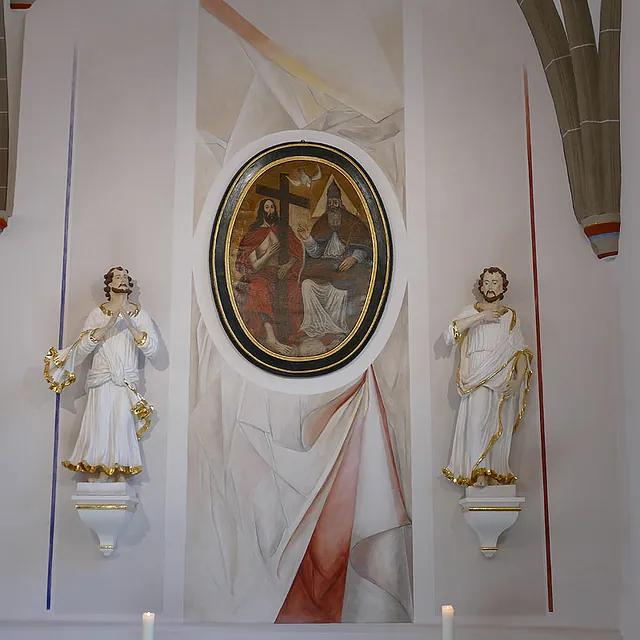 Malerische Spiegel in St. Crescentius