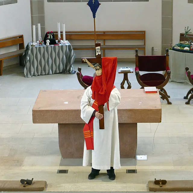 Karfreitagsliturgie in St. Crescentius