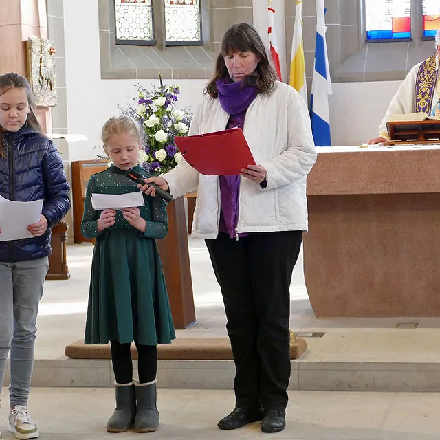 Familiengottesdienst „Wasser des Lebens“ in St. Cescentius
