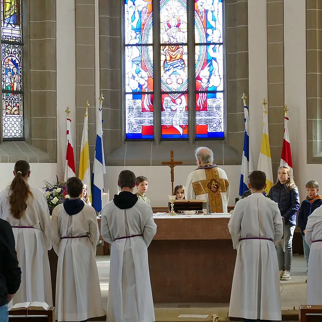 Familiengottesdienst „Wasser des Lebens“ in St. Cescentius