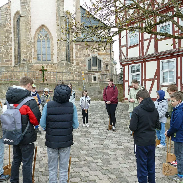 Eine alte Ostertradition "Das Rasseln in Naumburg"
