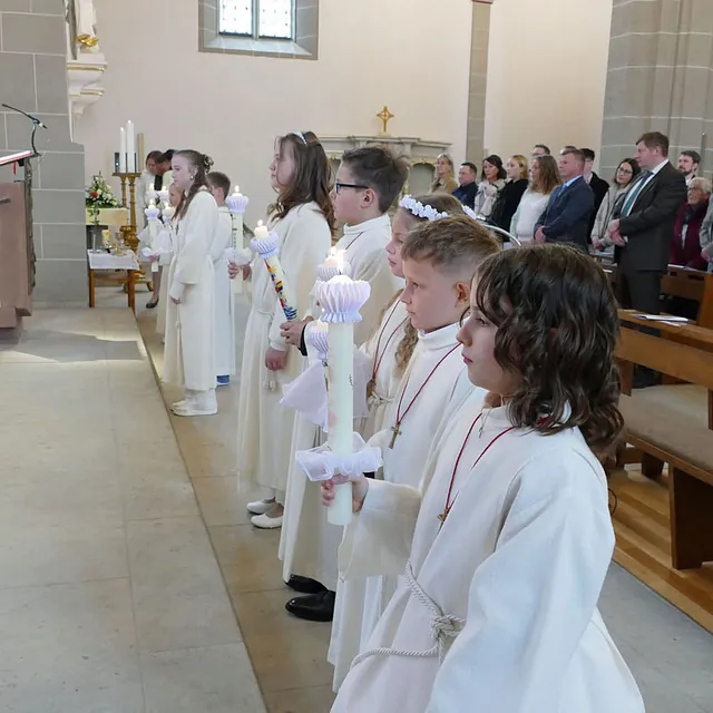 Weißer Sonntag in St. Crescentius