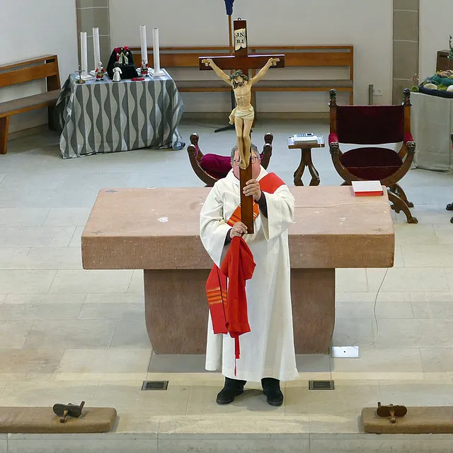 Karfreitagsliturgie in St. Crescentius