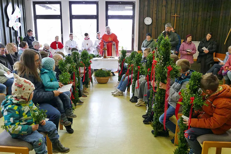 Palmsonntag in St. Crescentius