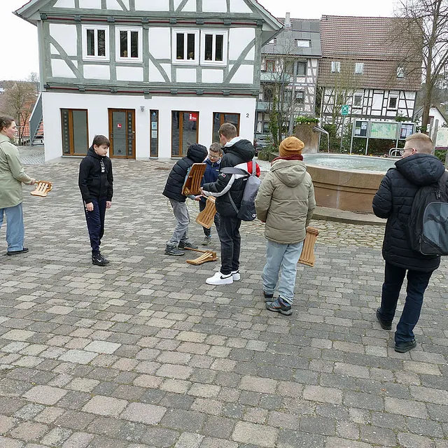 Eine alte Ostertradition "Das Rasseln in Naumburg"